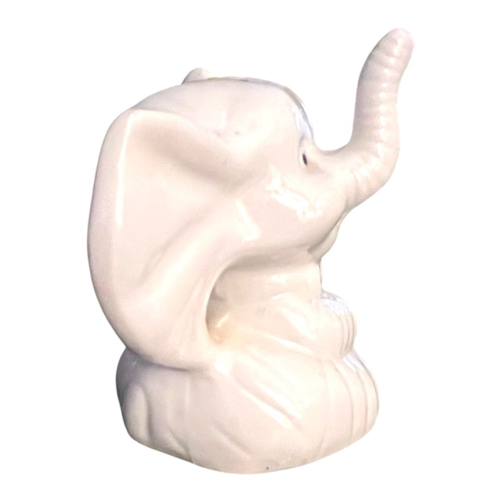 Vintage Lucky Elephant Ring Holder Trinket Figurine Trunk Up White Ceramic 3” - Picture 4 of 9